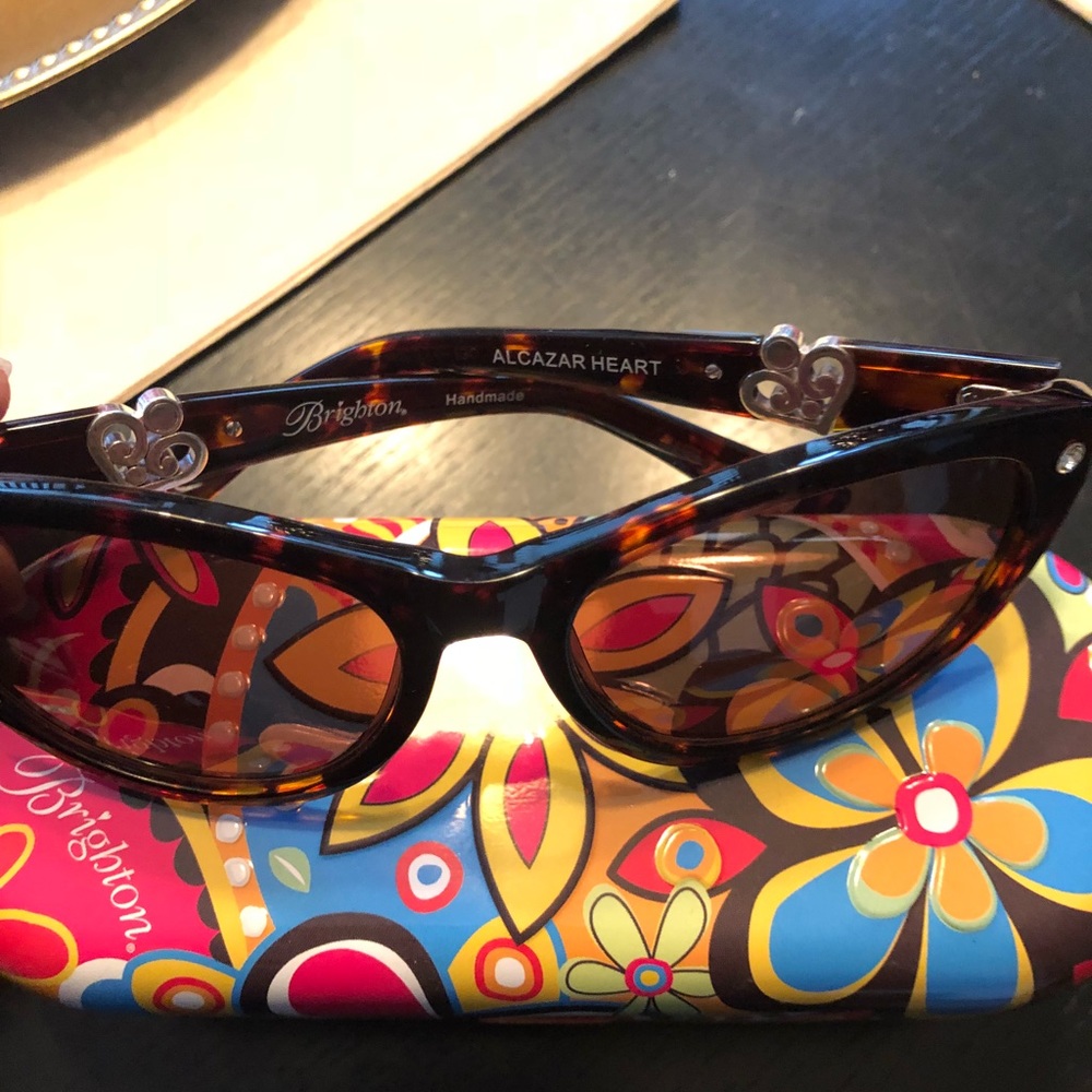 Brighton Sunglasses new with Case